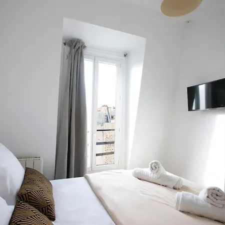 Heavenly & Cozy Parisian Flat - Place Voltaire Appartamento